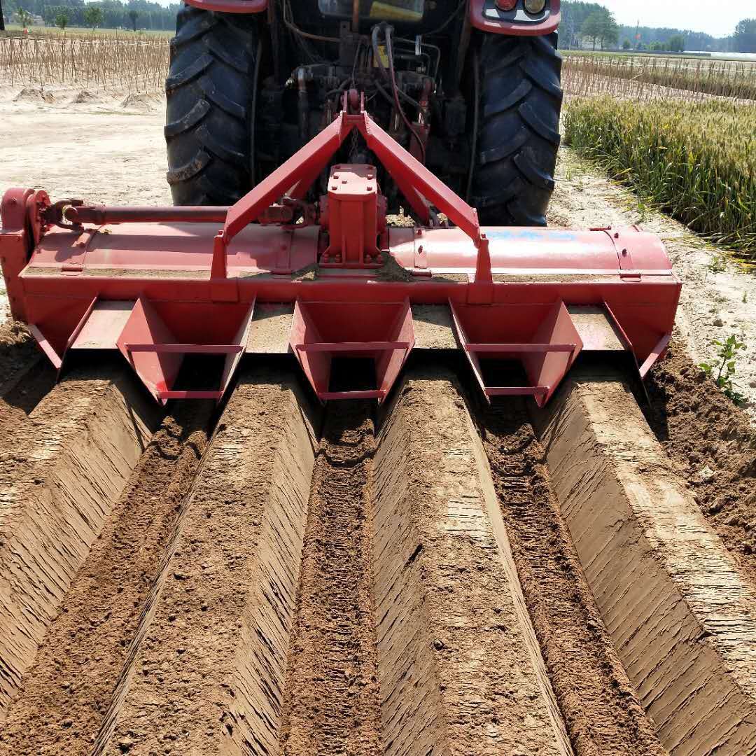 開(kāi)溝機(jī) <a href=http://www.www.piecel.cn/ target='_blank'>開(kāi)溝機(jī)</a>